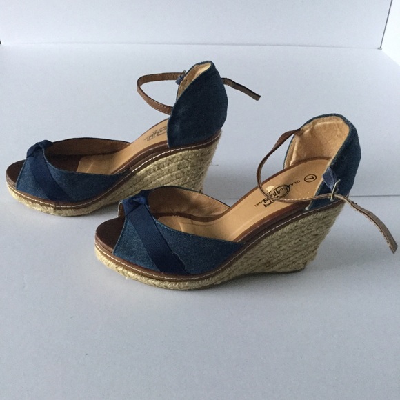 Blue  Platform Sandals Fabric Material Top, Size 7 - Picture 12 of 14
